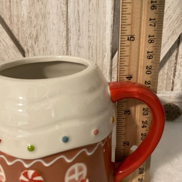 Target 2021 Threshold Gingerbread House Mug - Picture 4 of 5